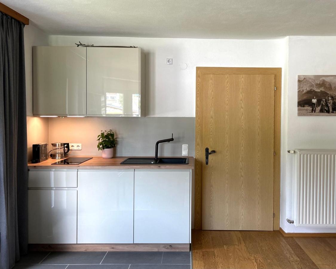 Ferienwohnung Haus Blaesi Ehrwald Exterior foto
